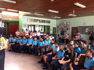 estudiantes sentados