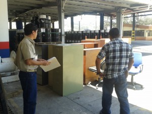 Entrega de equipo y muebles del programa de donaciones