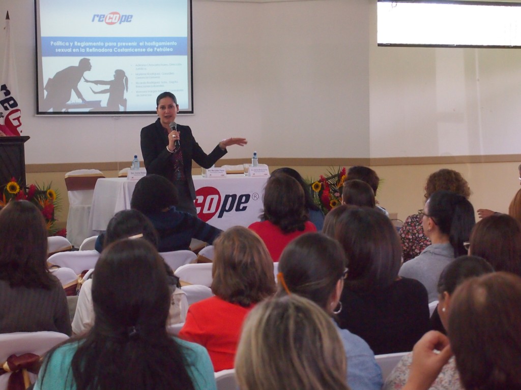 Ivania Solano, Defesoría