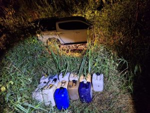 En Oreamuno de Cartago fueron incautadas 17 pichingas con 425 litros de combustible para aviación (Jet A-1).