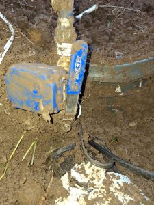 Una toma ilegal utilizada para el robo de combustible fue intervenida en Limón.