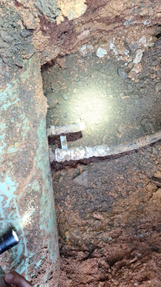 Tunel para robo combustible